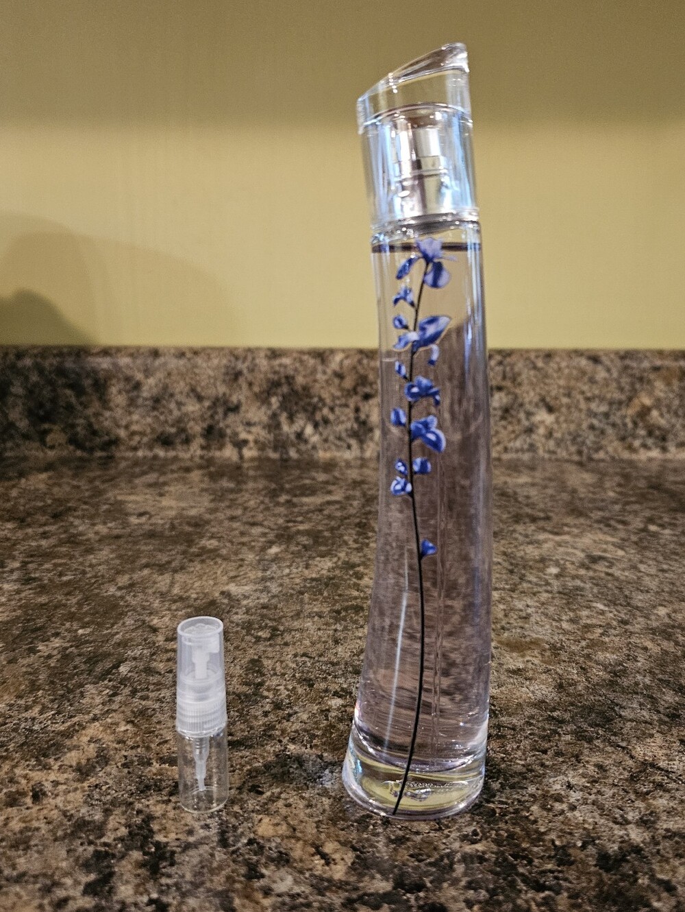2 ML Sample FLOWER IKEBANA INDIGO EDP Perfume Travel Spray